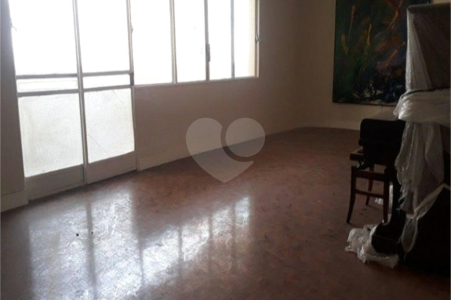 Apartamento à venda com 2 quartos, sendo 1 suíte, em Santa Cecília, São Paulo, SP