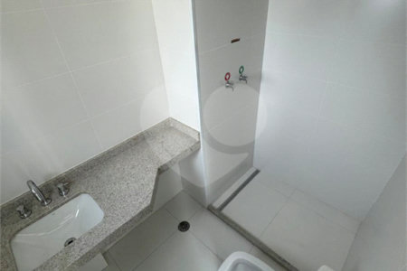 Apartamento à venda com 2 suítes em Jardim das Acácias, São Paulo, SP