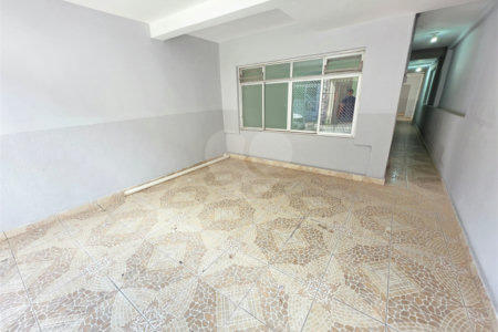 Sobrado à venda com 4 quartos, sendo 1 suíte,  em Rio Pequeno, São Paulo, SP