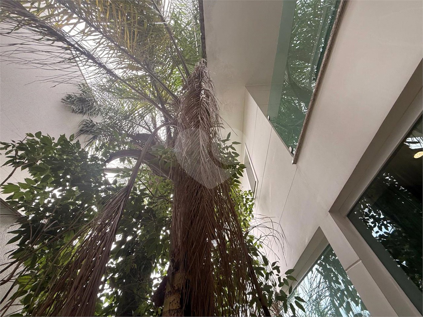 Sobrado à venda com 4 suítes em Jardim Floresta, São Paulo, SP