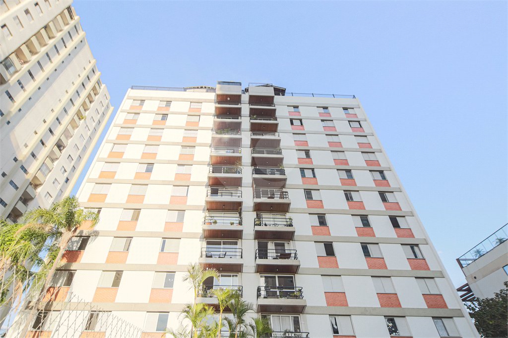 Apartamento à venda com 3 quartos, sendo 1 suíte, em Brooklin, São Paulo, SP