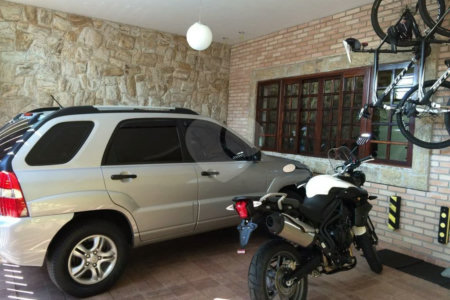 Sobrado à venda com 5 quartos, sendo 4 suítes,  em Vila Mazzei, São Paulo, SP