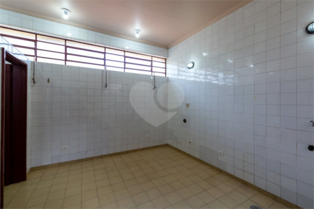 Casa à venda com 4 quartos, sendo 2 suítes, em Perdizes, São Paulo, SP