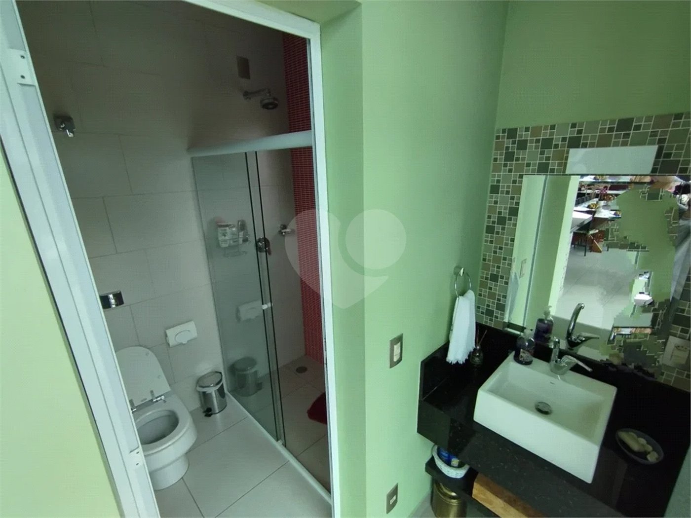 Casa à venda com 5 quartos, sendo 3 suítes, no condomínio Ibiaram 1, Itupeva - SP