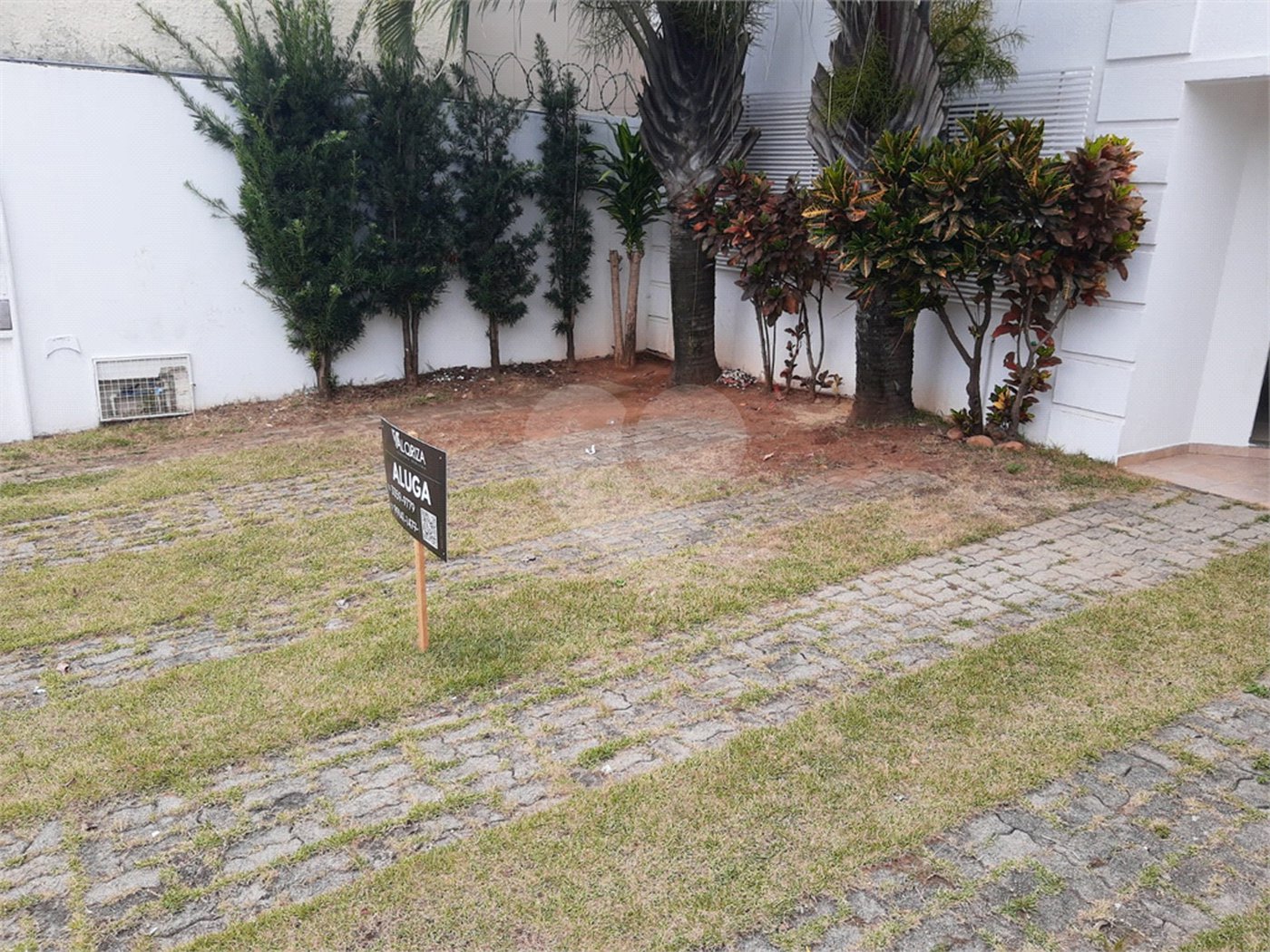 Sobrado à venda com 4 suítes em Vila Santana, Sorocaba, SP