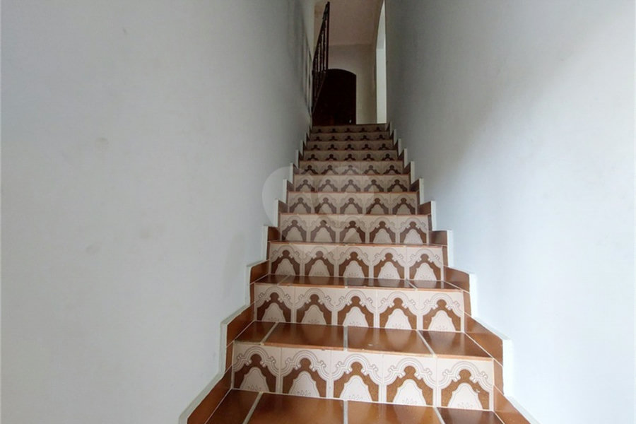 Casa à venda com 5 quartos, sendo 3 suítes, no Centro, Mairiporã, SP
