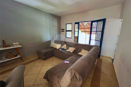 Chácara à venda com 3 quartos, sendo 1 suíte, em Chácara Companheiros, Jundiaí, SP