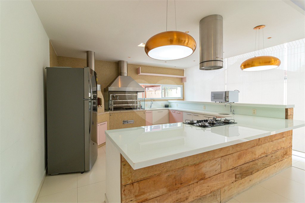 Apartamento à venda com 4 quartos, sendo 3 suítes,  em Chácara Santo Antônio, São Paulo, SP