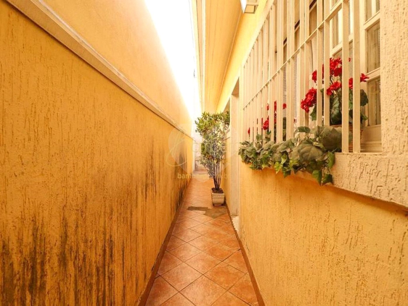 Casa à venda com 4 quartos, sendo 2 suítes, em Jardim Trussardi, São Paulo, SP