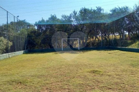 Terreno à venda no condomínio Bosque dos Cambarás, Valinhos - SP