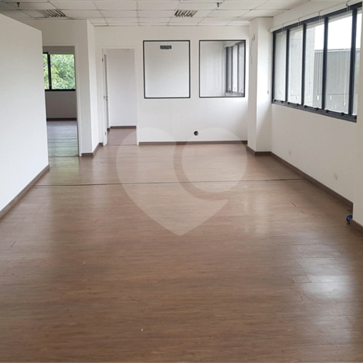 Sala à venda ou para alugar em Alto da Boa Vista, São Paulo, SP