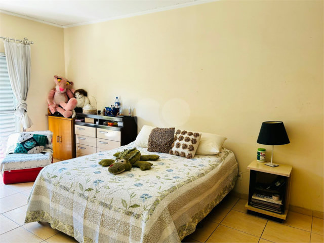 Sobrado à venda com 3 quartos, sendo 1 suíte,  em Santana de Parnaíba, Santana de Parnaíba, SP