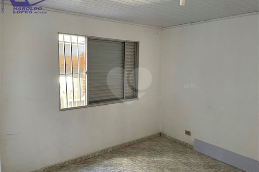 Sobrado à venda com 2 quartos em Santa Terezinha, São Paulo, SP