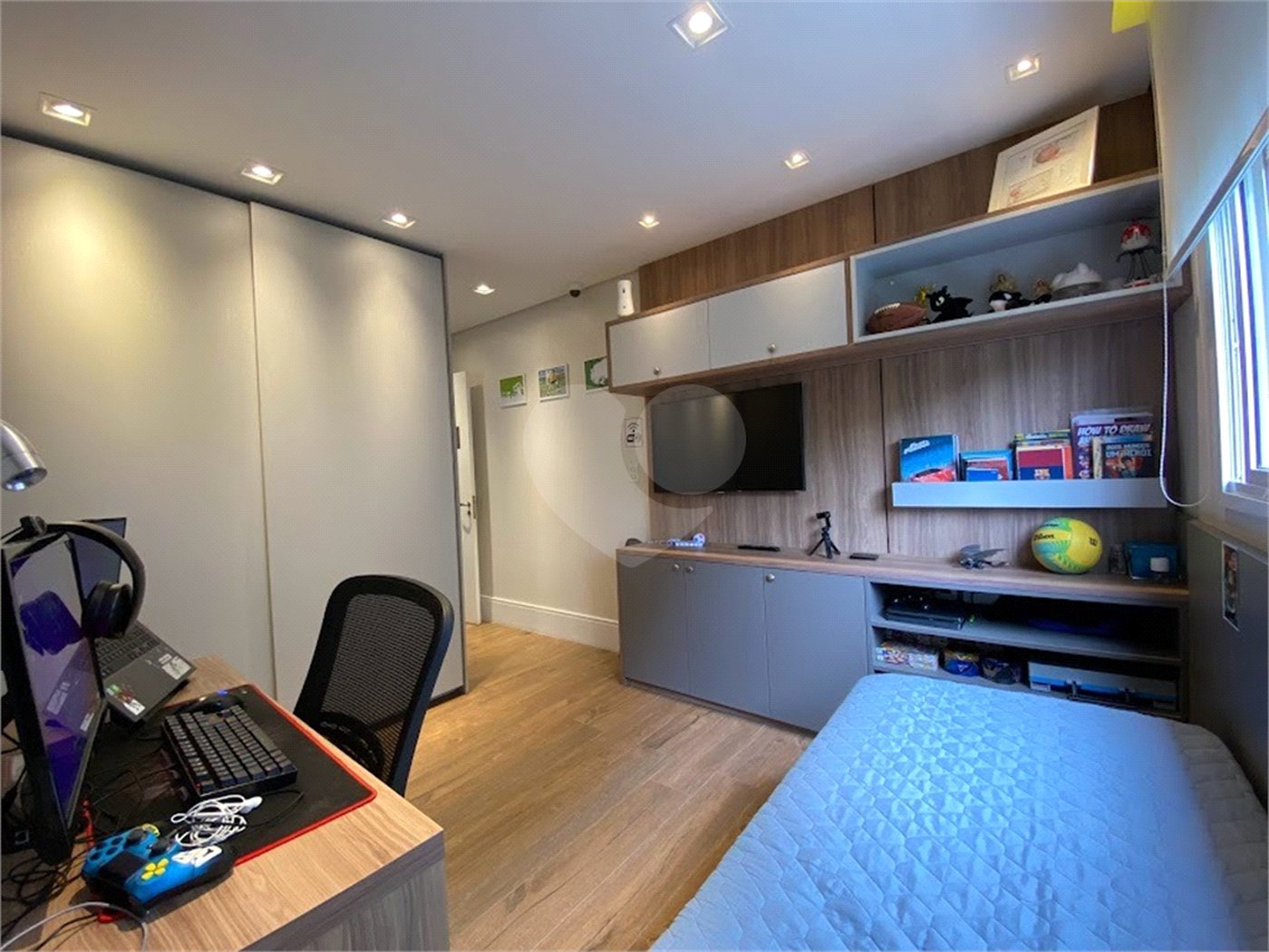 Apartamento à venda com 3 suítes em Vila Suzana, São Paulo, SP