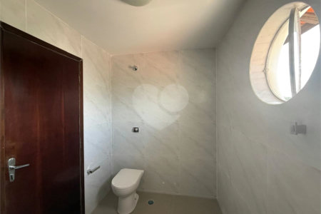 Sobrado à venda com 3 quartos em Horto Florestal, São Paulo, SP