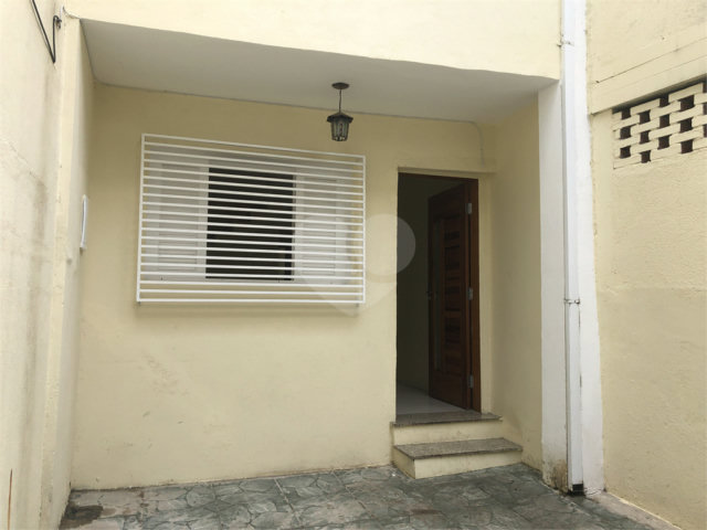 Sobrado à venda com 2 quartos em Santana, São Paulo, SP