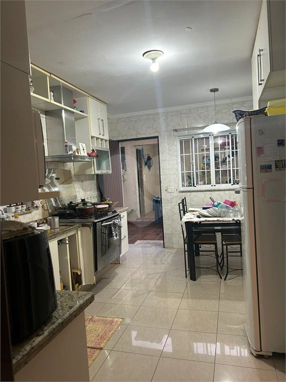 Sobrado à venda com 3 quartos, sendo 1 suíte,  em Tremembé, São Paulo, SP