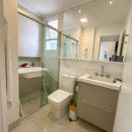 Apartamento de 106 m² no Auge Home Resort, porteira fechada, com 3 dormitórios, 1 suíte, varanda gourmet, 2 vagas, depósito e lazer completo.