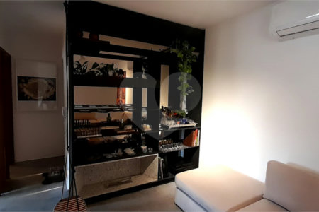 Apartamento à venda com 2 quartos, sendo 1 suíte, em Cerqueira César, São Paulo, SP