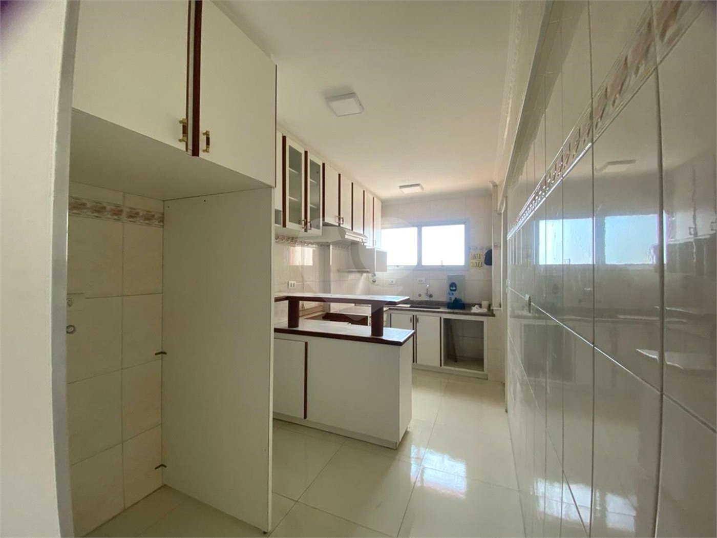 Apartamento à venda com 2 quartos em Vila Alexandria, São Paulo, SP