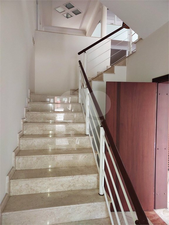 Casa à venda com 3 suítes no condomínio Chácara Francesa, São Paulo - SP