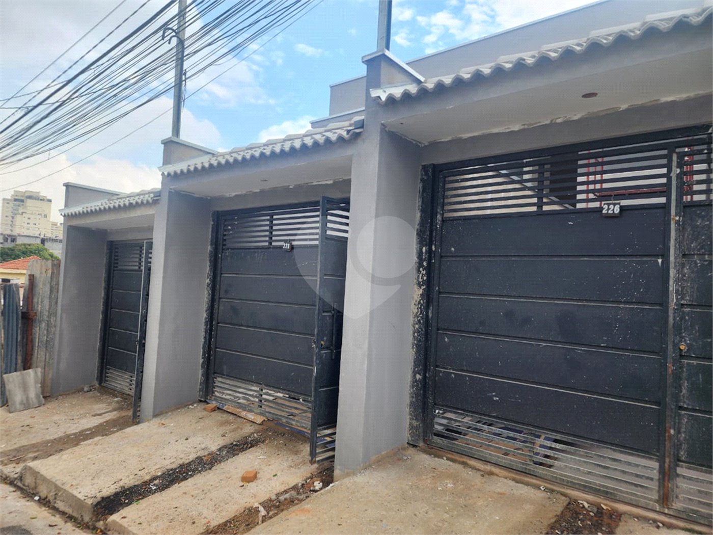 Sobrado à venda com 3 quartos, sendo 1 suíte, em Tremembé, São Paulo, SP