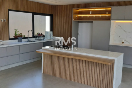 Casa à venda com 4 suítes no condomínio Campos de Santo Antonio ii, Itu - SP