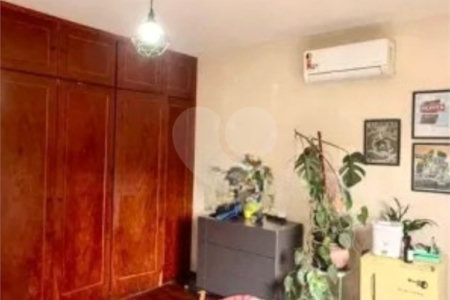 Sobrado à venda com 5 suítes em Vila Romana, São Paulo, SP
