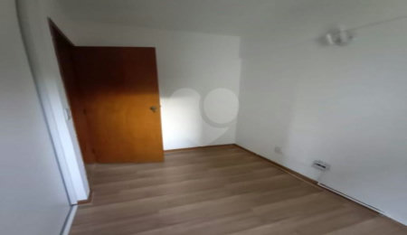 Apartamento à venda com 3 quartos, sendo 1 suíte,  em Vila Monumento, São Paulo, SP