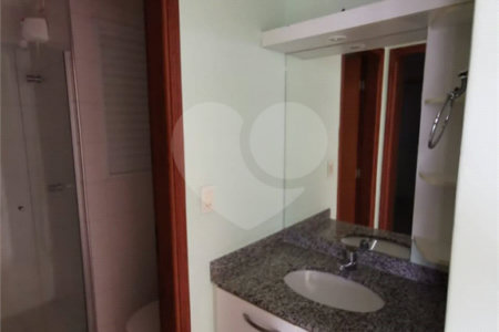 Apartamento à venda com 1 suíte no Centro, Araraquara, SP