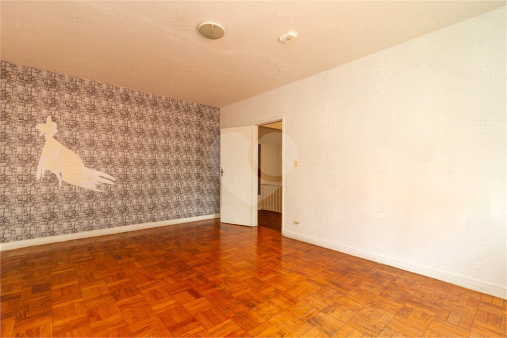 Sobrado à venda com 3 quartos, sendo 1 suíte, em Vila Olímpia, São Paulo, SP