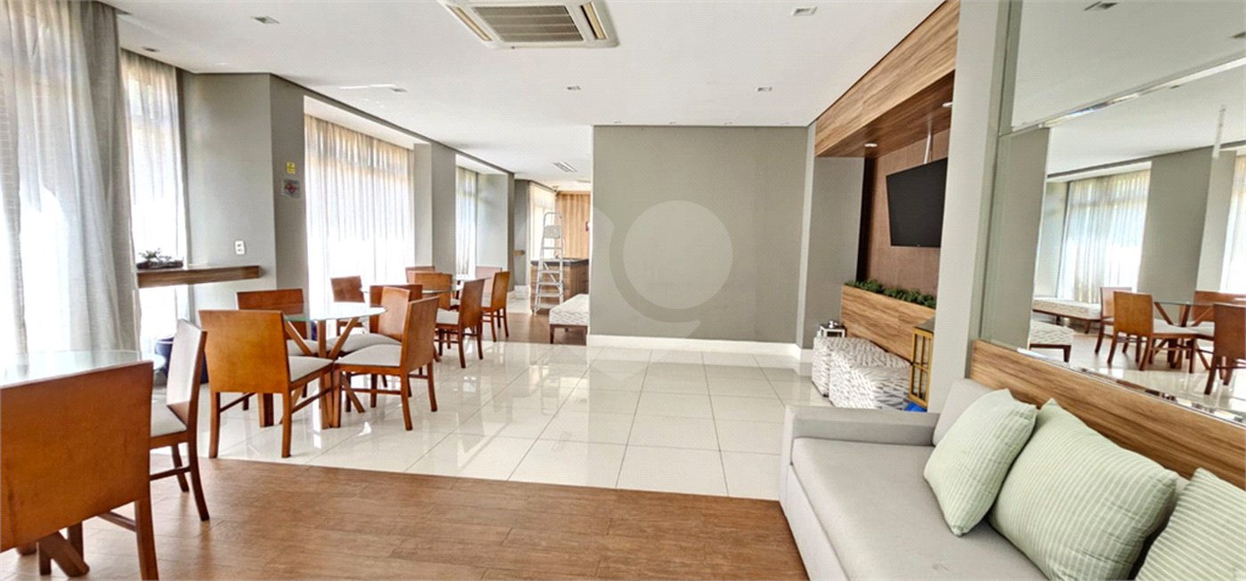 Apartamento à venda com 3 quartos, sendo 1 suíte, em Água Branca, São Paulo, SP