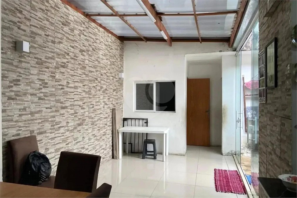 Sobrado à venda com 3 quartos, sendo 2 suítes, em Conjunto Residencial Butantã, São Paulo, SP