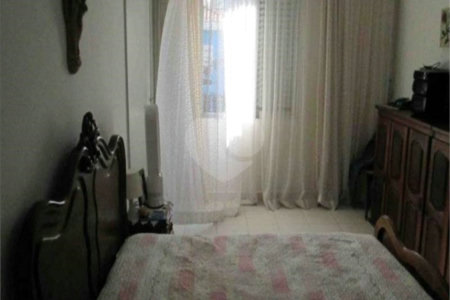 Sobrado à venda com 4 quartos em Granja Julieta, São Paulo, SP
