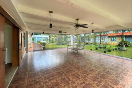 Casa à venda com 4 suítes no condomínio Miollo da Granja, Cotia - SP