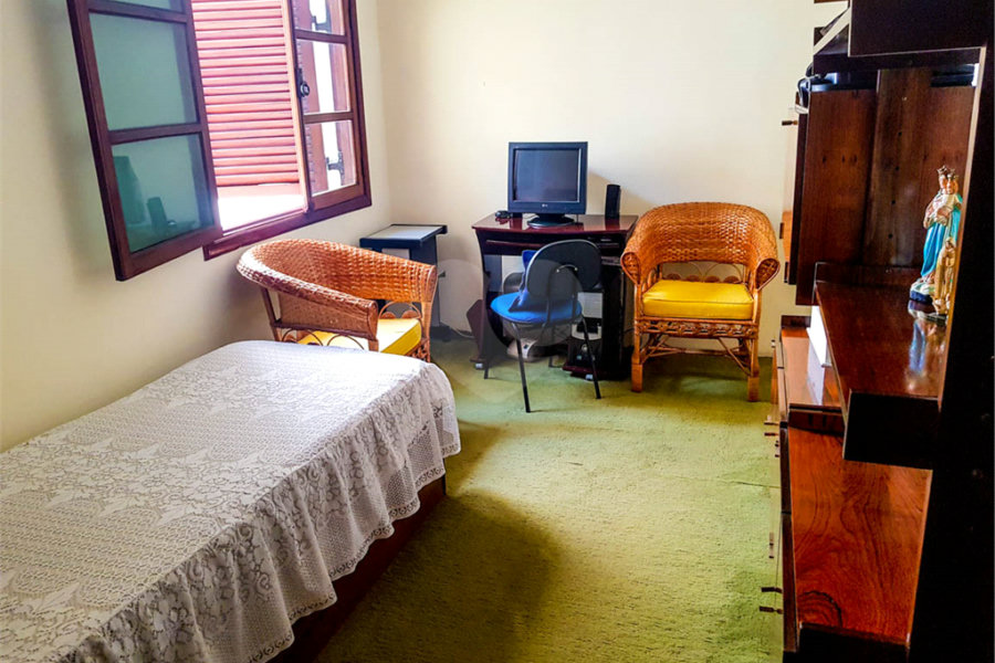 Sobrado à venda com 4 quartos, sendo 2 suítes, em Santana, São Paulo, SP