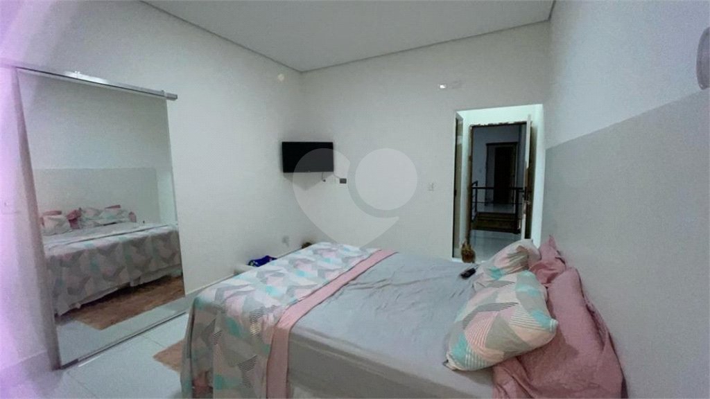 Casa à venda com 3 quartos, sendo 2 suítes,  em Jardim Imperial, Atibaia, SP