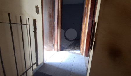 Sobrado à venda com 2 quartos em Jardim Bela Vista, São José dos Campos, SP