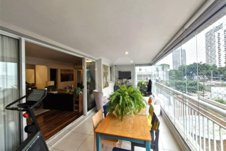 Apartamento à venda com 3 suítes em Alto da Boa Vista, São Paulo, SP
