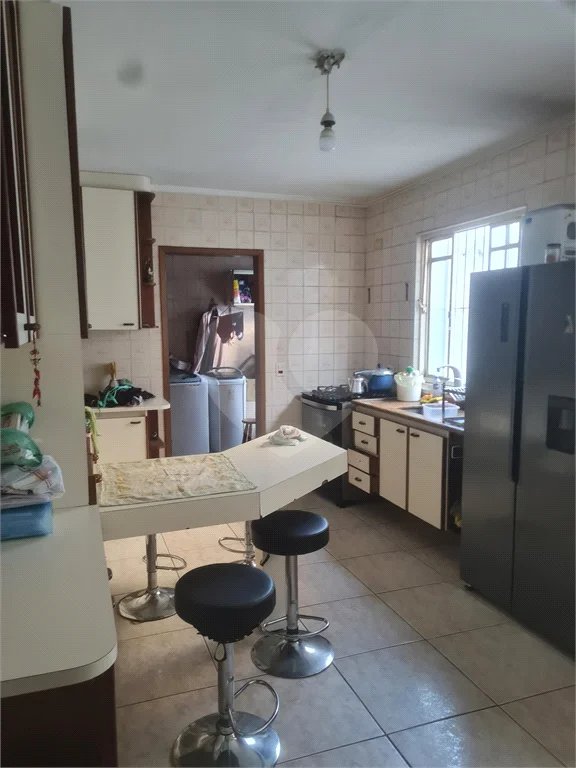 Sobrado à venda com 4 quartos, sendo 1 suíte, em Vila Prudente, São Paulo, SP