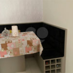 Apartamento no Condomínio Parque dos Manacás.