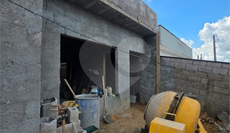 Casa à venda com 2 quartos, sendo 1 suíte, em Santa Cândida, Vinhedo, SP