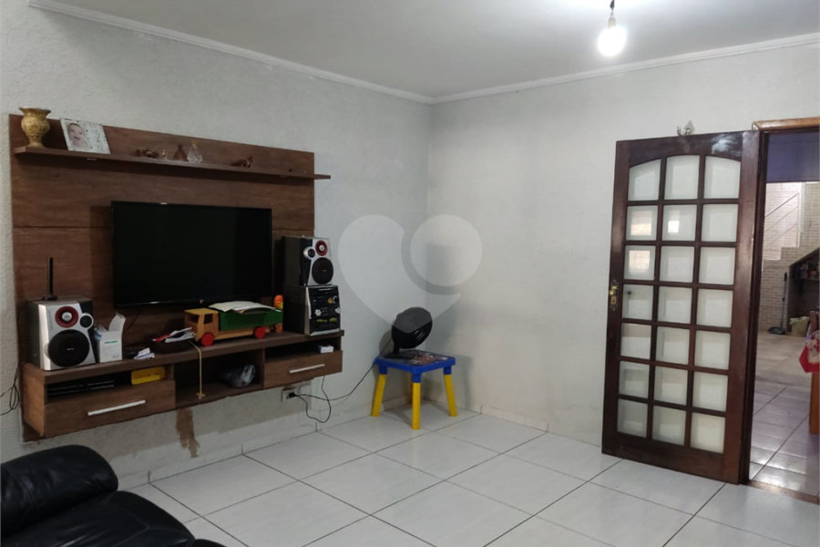 Sobrado à venda ou para alugar com 4 quartos, sendo 2 suítes, em Santana, São Paulo, SP