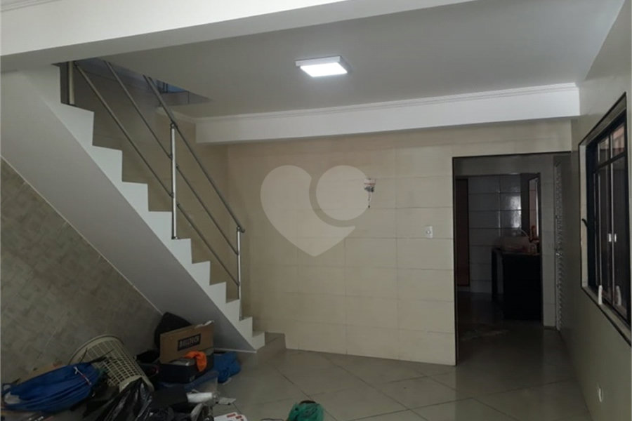 Sobrado à venda com 4 quartos, sendo 2 suítes, em Limão, São Paulo, SP