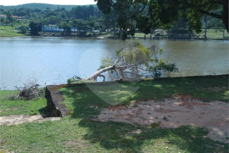 Casa à venda com 2 quartos no condomínio Clube de Campo Fazenda, Itatiba - SP