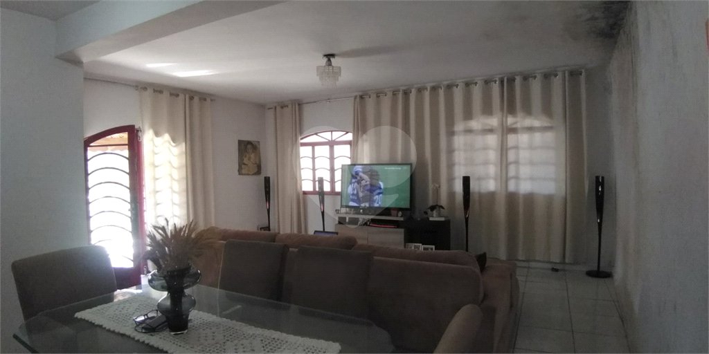 Casa à venda com 2 quartos, sendo 1 suíte, em Capoavinha, Mairiporã, SP