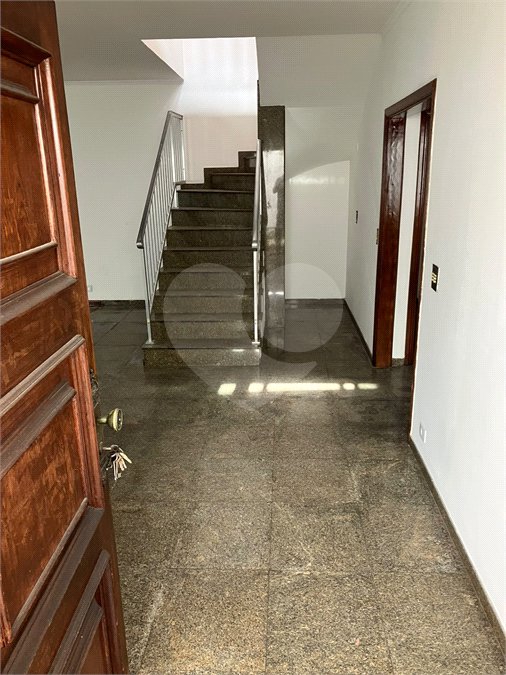 Sobrado para alugar com 4 quartos, sendo 2 suítes, em Brooklin Paulista, São Paulo, SP