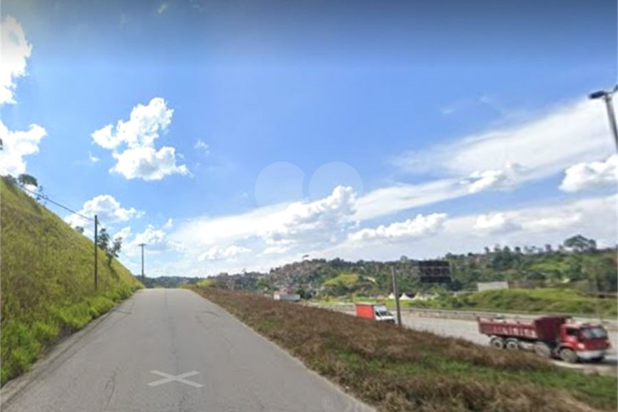 Terreno à venda em Calcárea, Caieiras, SP