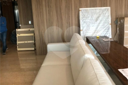 Apartamento à venda com 4 suítes em Vila Gomes Cardim, São Paulo, SP