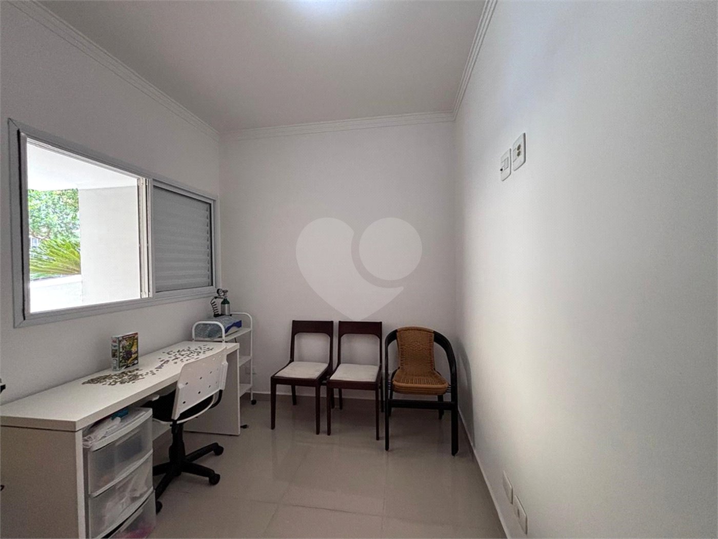 Condomínio à venda com 3 quartos, sendo 1 suíte,  em Loteamento Dinorá Rosa, Sorocaba, SP